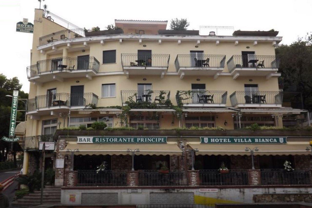 Hotel Villa Bianca Resort Taormina Buitenkant foto