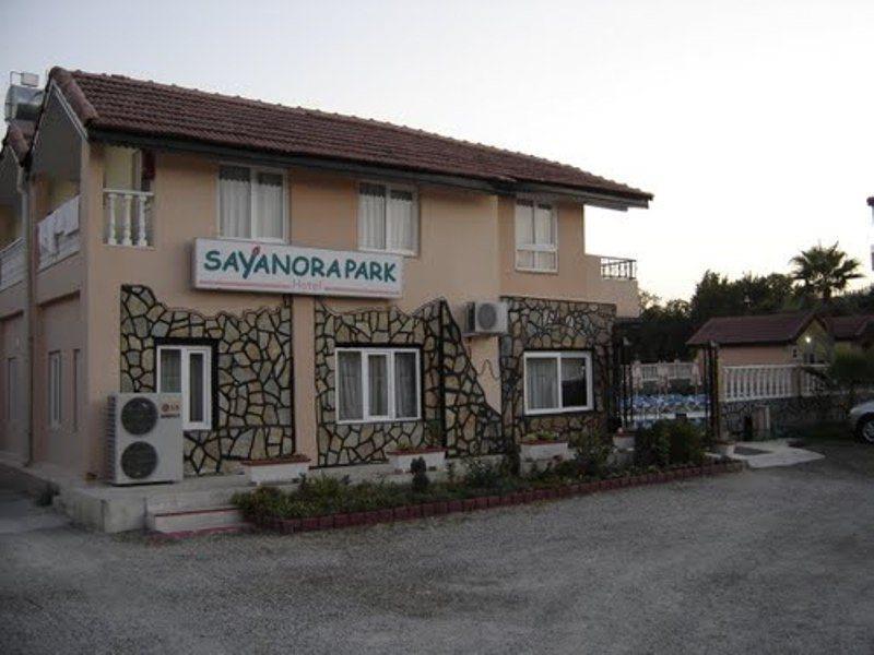 Sayanora Hotel Side Buitenkant foto