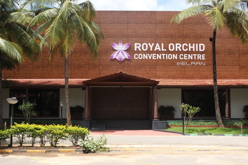 Royal Orchid Resort & Convention Centre, Yelahanka Bangalore Buitenkant foto