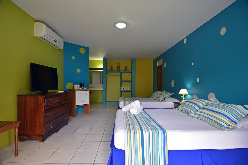 Hotel Guanamar Puerto Carrillo Buitenkant foto