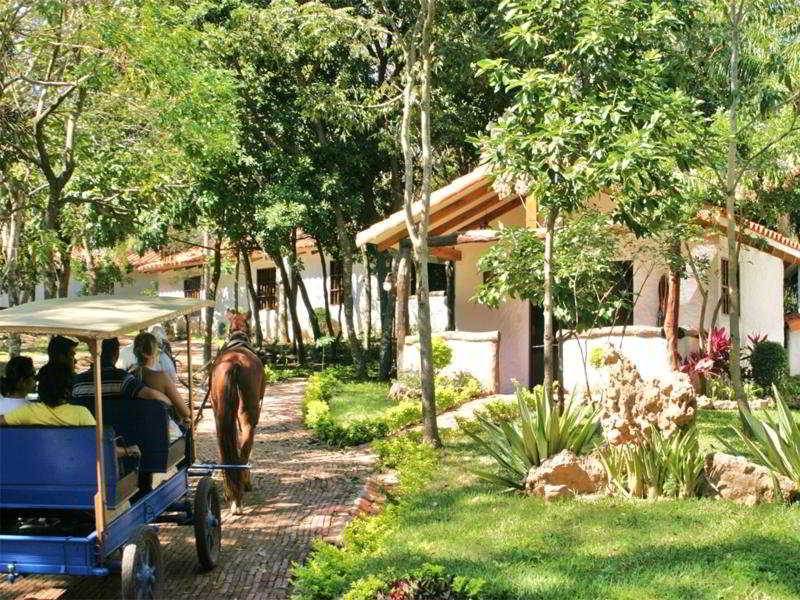 Guembe Biocentro & Resort Santa Cruz de La Sierra Buitenkant foto