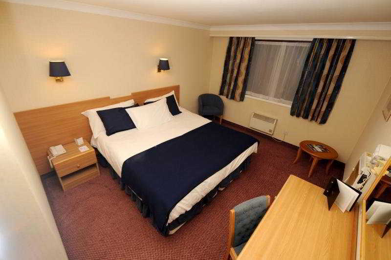 Holiday Inn Cardiff North M4 Jct 32, An Ihg Hotel Kamer foto
