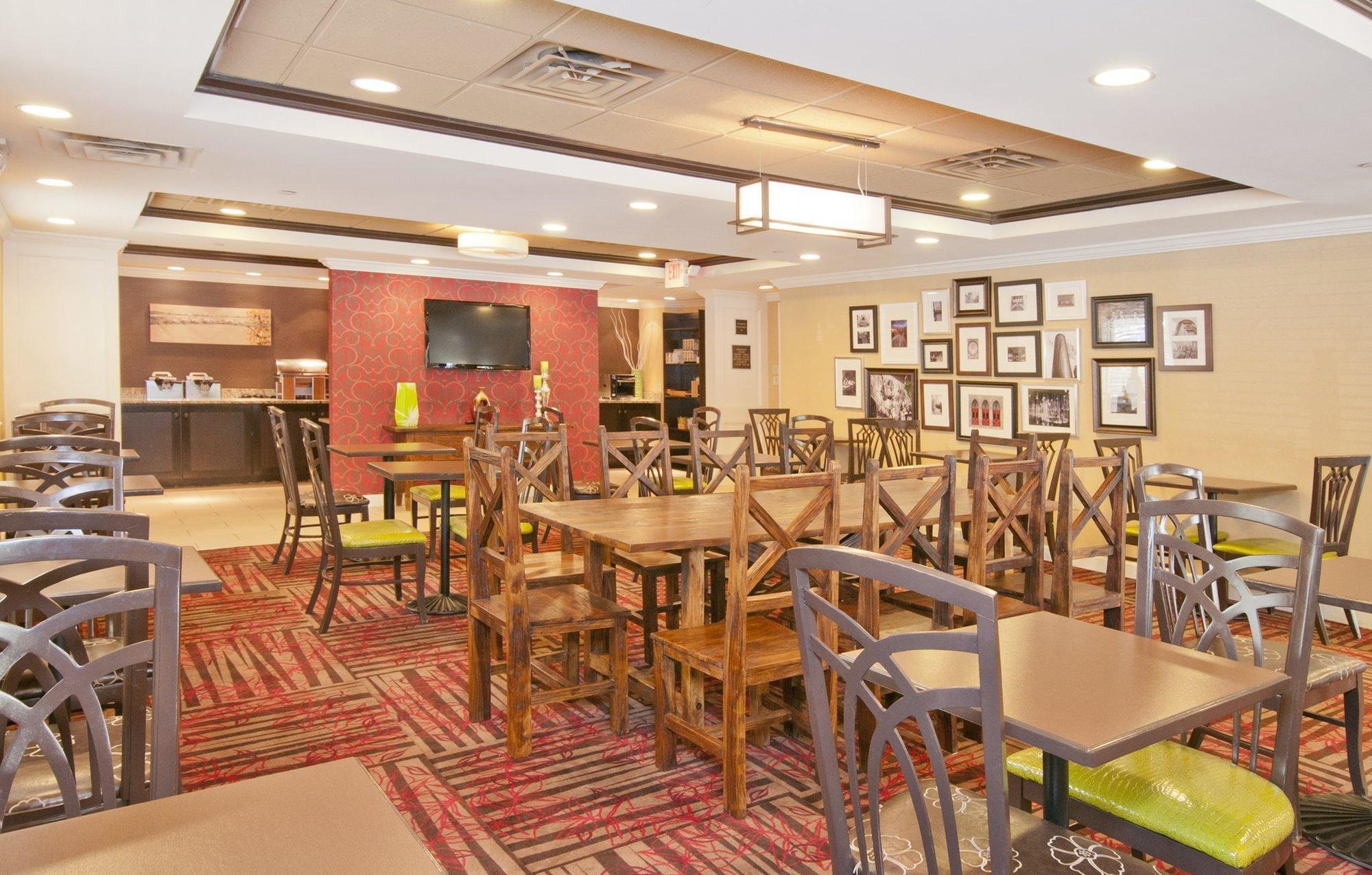 Inn At The Peachtrees, An Ascend Hotel Collection Member Atlanta Restaurant foto