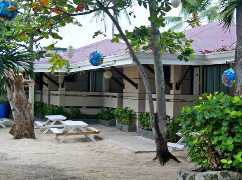 Bluefins Resort Lapu-Lapu City Buitenkant foto