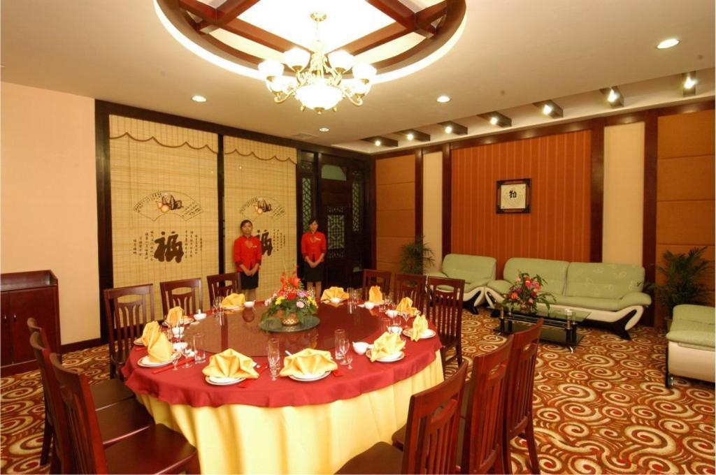 Guifu Holiday Hotel Yangshuo Buitenkant foto