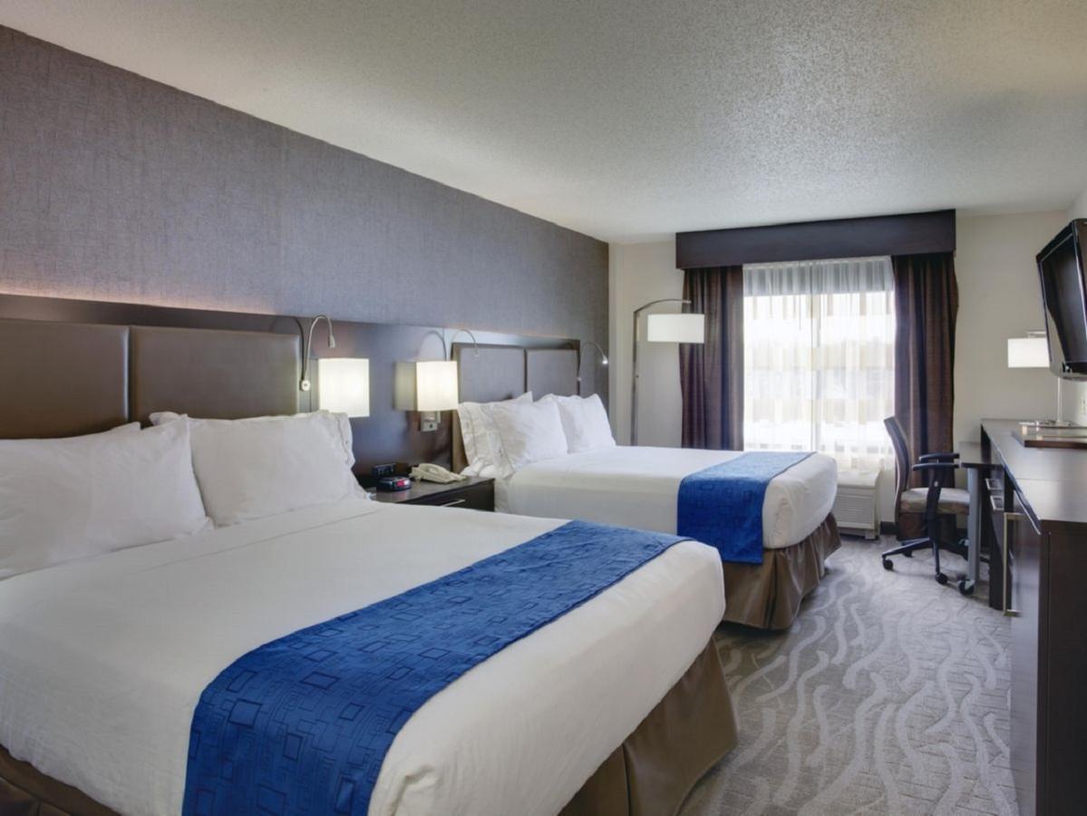 Holiday Inn Express Hotel & Suites Meadowlands Area, An Ihg Hotel Carlstadt Buitenkant foto
