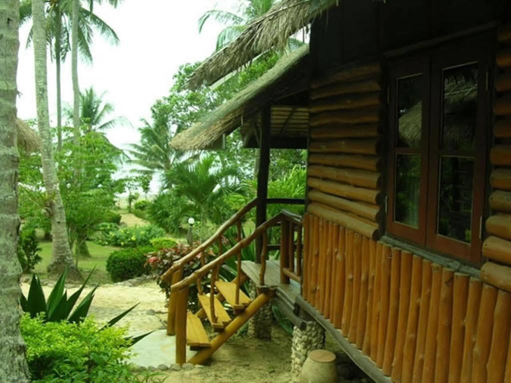 Sukorn Cabana Resort Trang Buitenkant foto