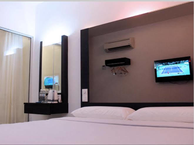 Dream Hotel Klang Buitenkant foto