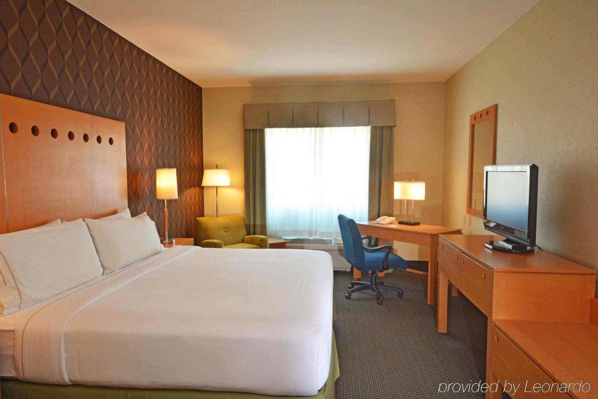 Holiday Inn Express & Suites Monterrey Aeropuerto, An Ihg Hotel Buitenkant foto