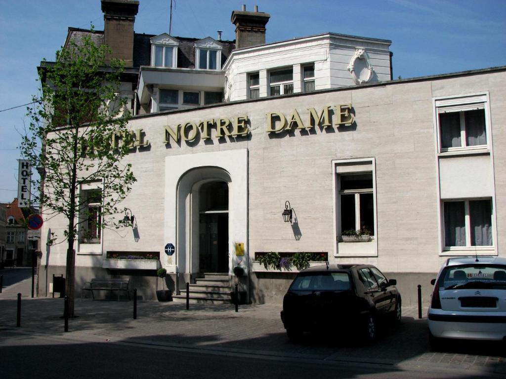 Brit Hotel Notre Dame Valenciennes Buitenkant foto