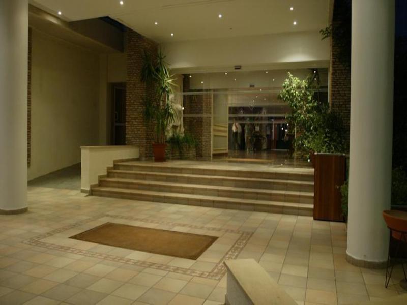 Aloe Hotel Paphos Buitenkant foto