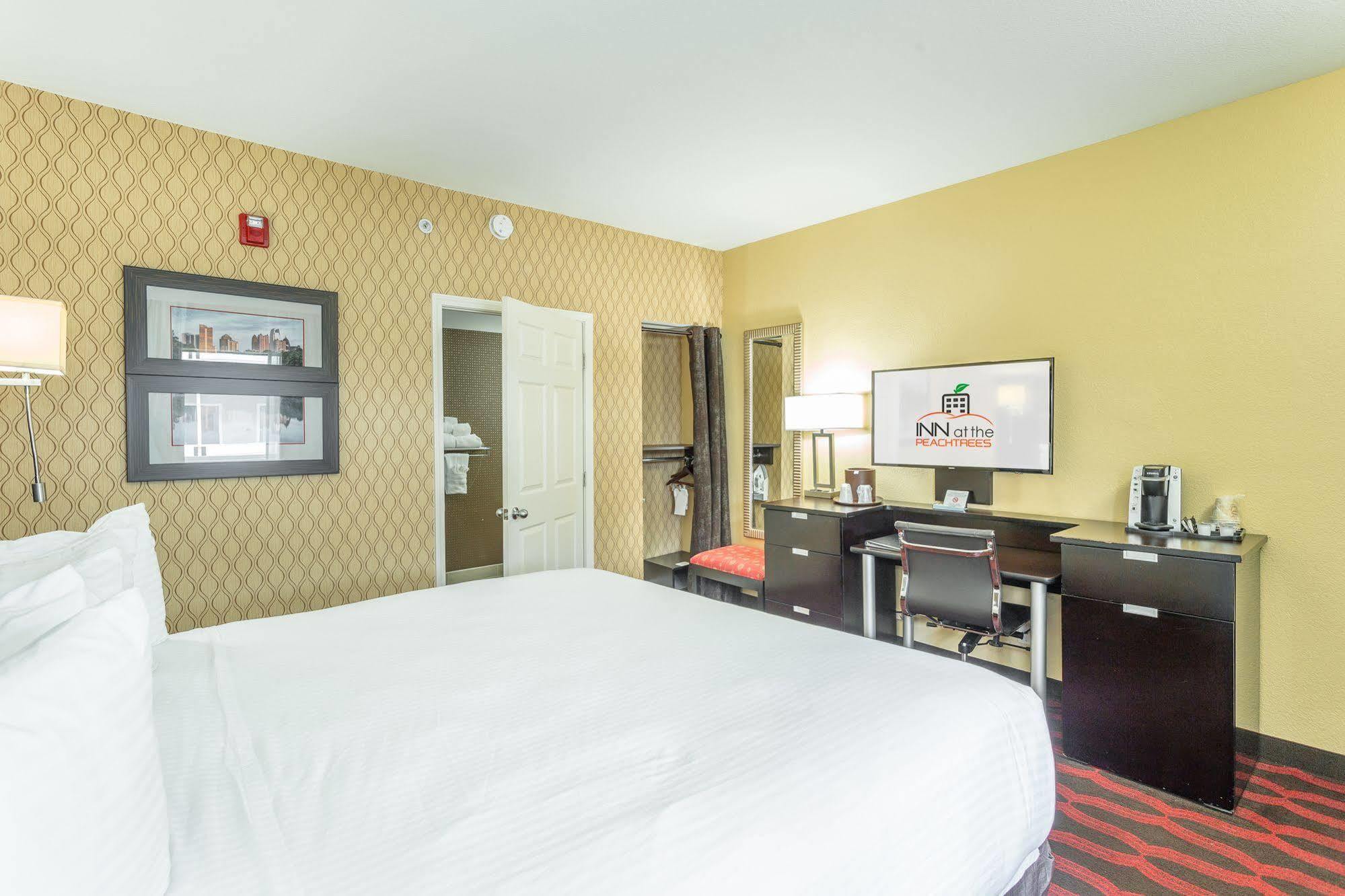 Inn At The Peachtrees, An Ascend Hotel Collection Member Atlanta Buitenkant foto