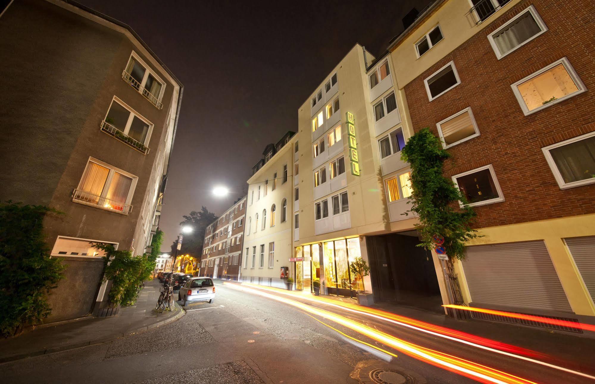 Novum Hotel Leonet Koln Altstadt Buitenkant foto