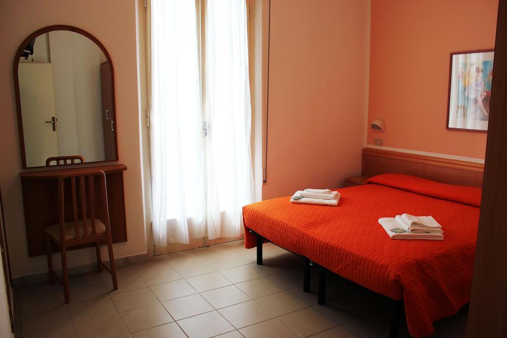 Hotel Leda Rimini Kamer foto
