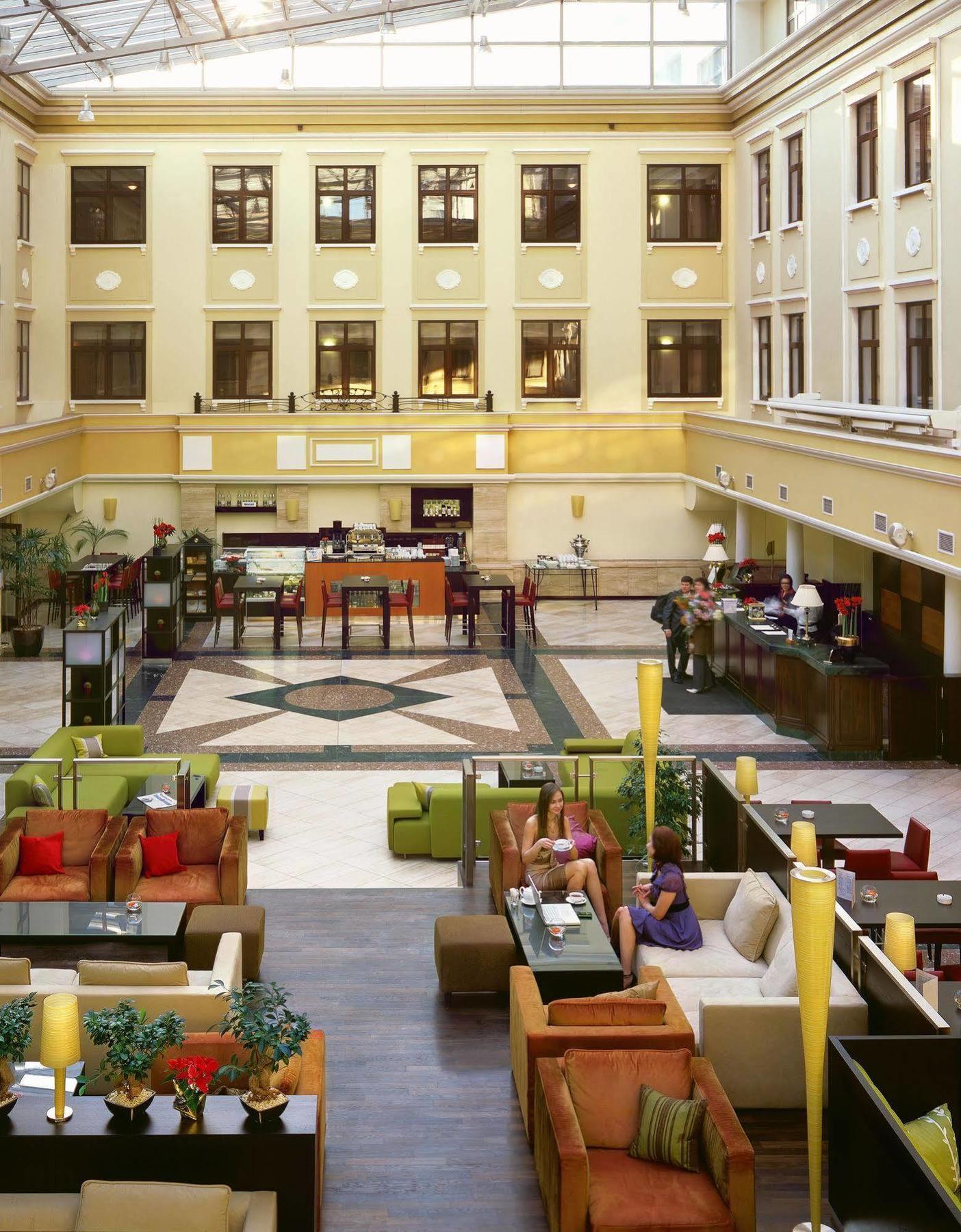 Courtyard By Marriott Moscow City Center Interieur foto