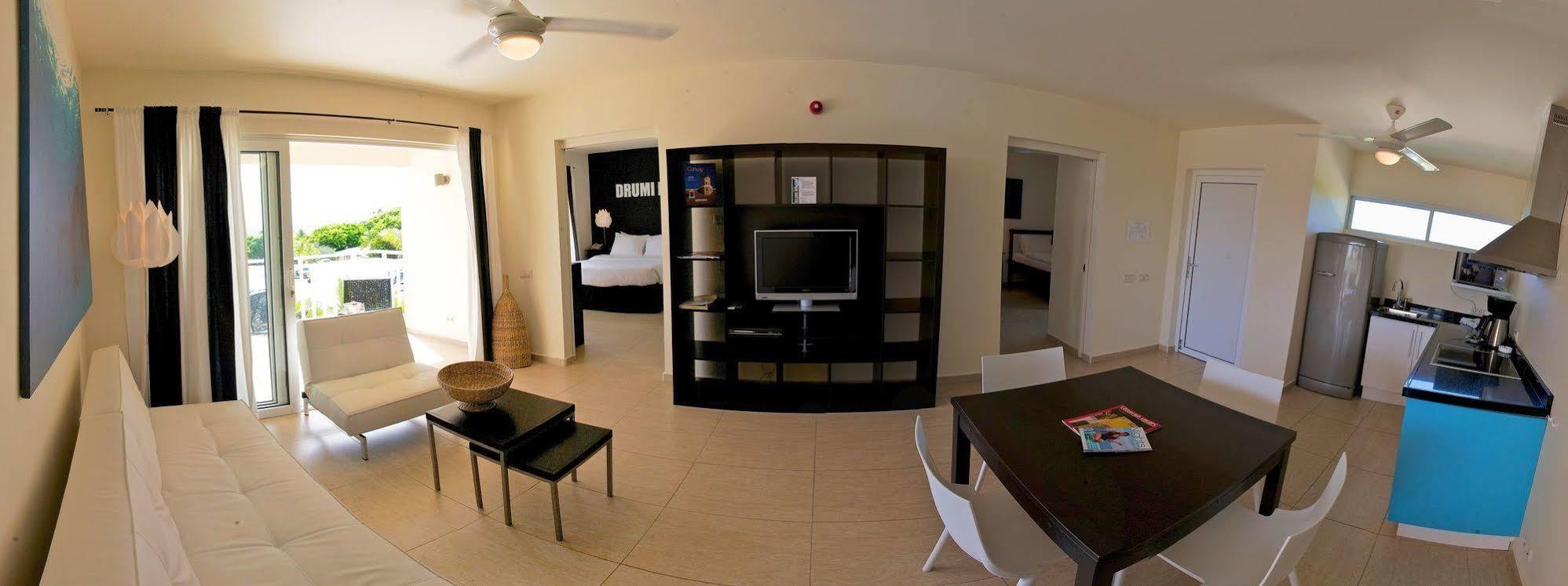 Dolphin Suites & Wellness Curacao Willemstad Kamer foto
