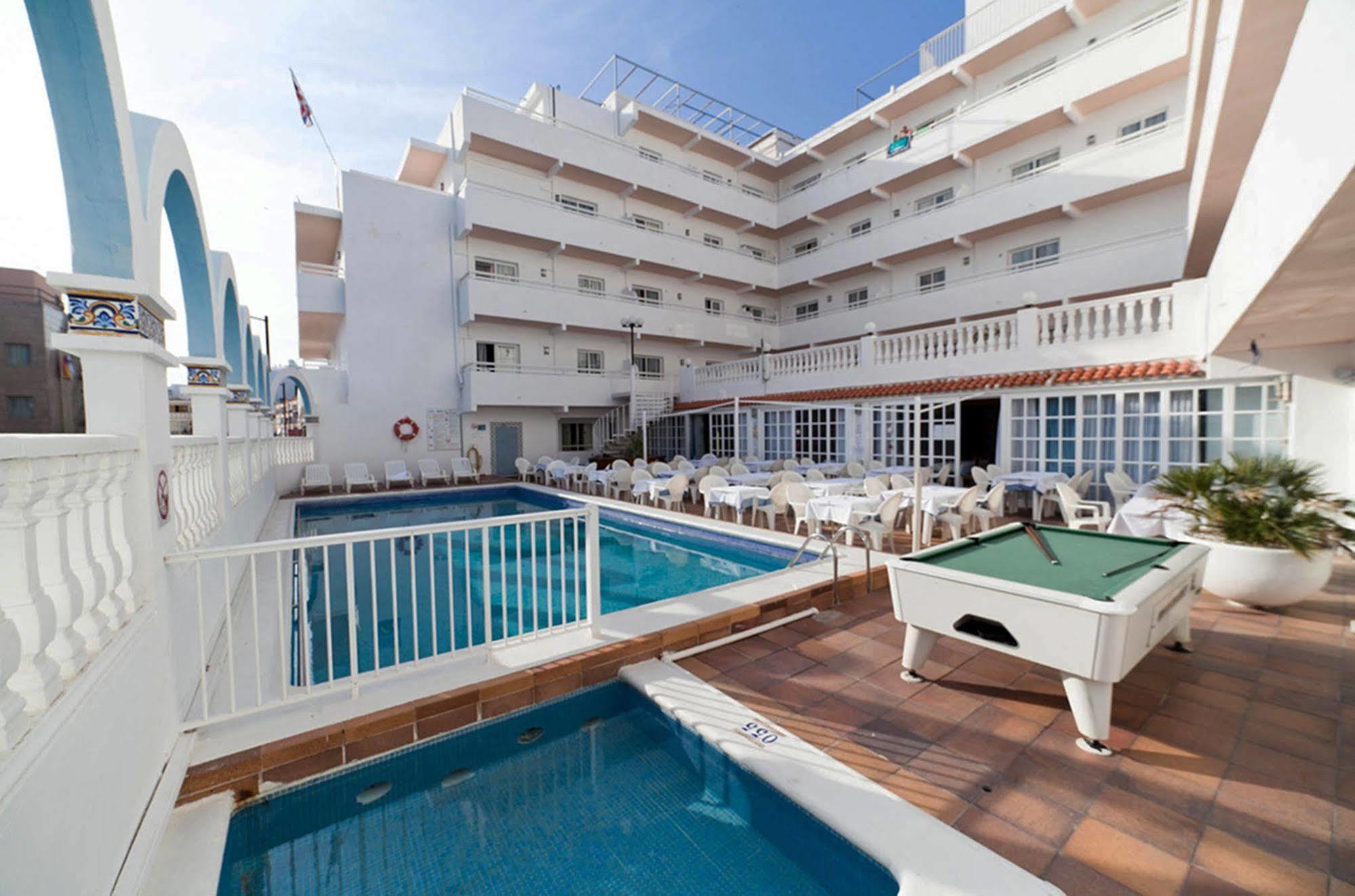 Hotel Apartamentos Vibra Lux Mar Ibiza-stad Buitenkant foto
