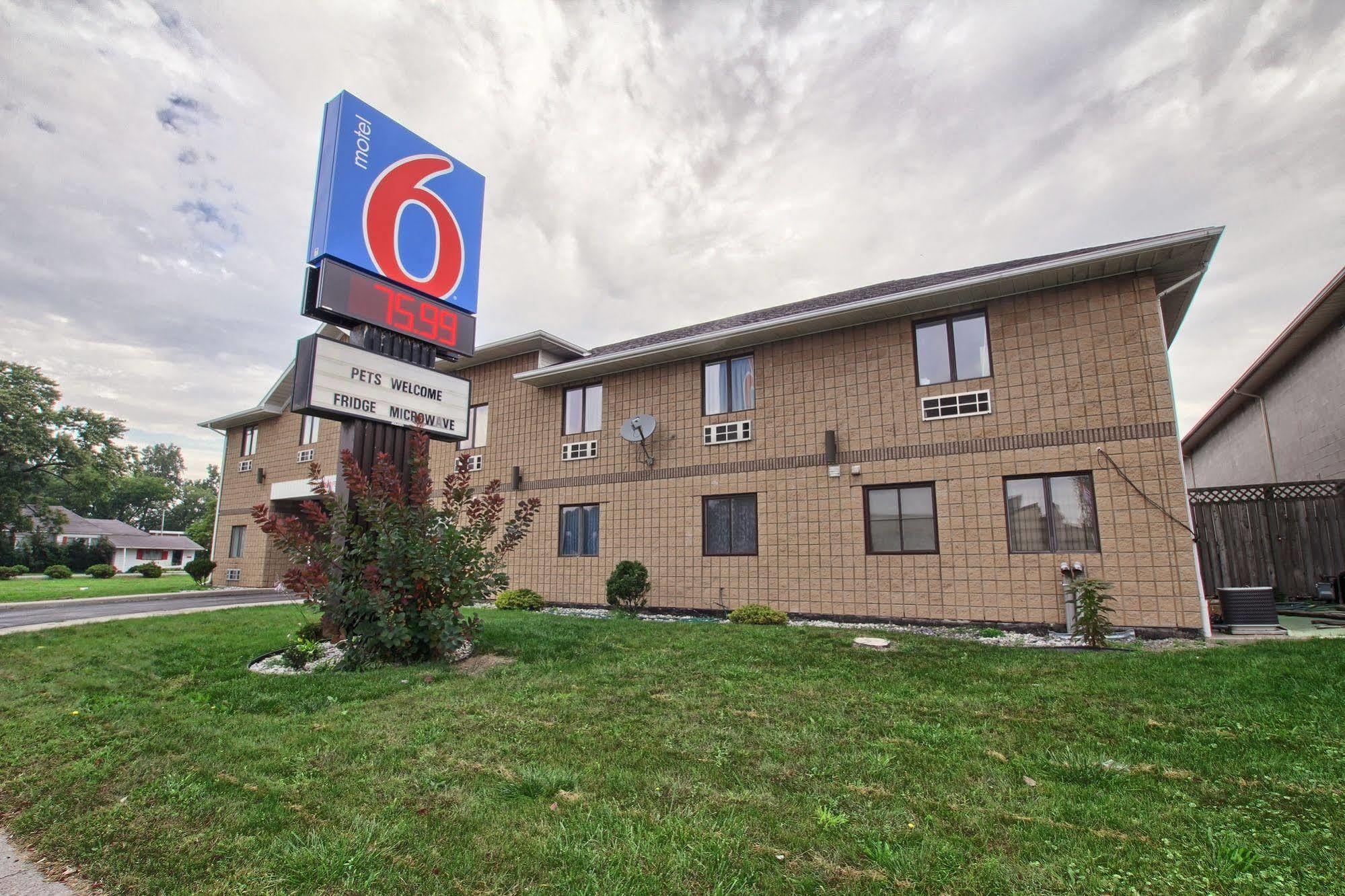 Motel 6 Windsor Ontario Buitenkant foto