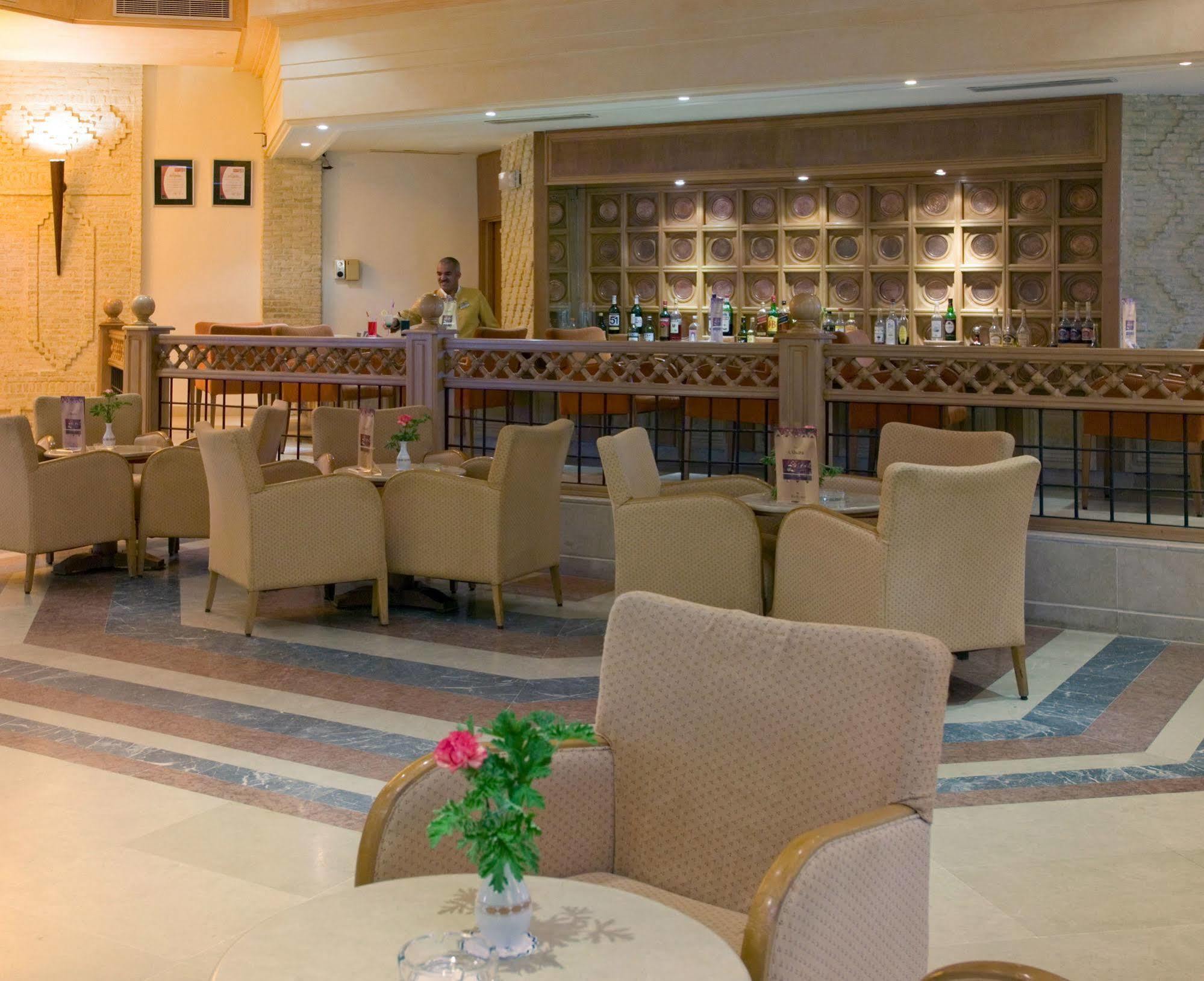Ras El Ain Hotel Tozeur Restaurant foto