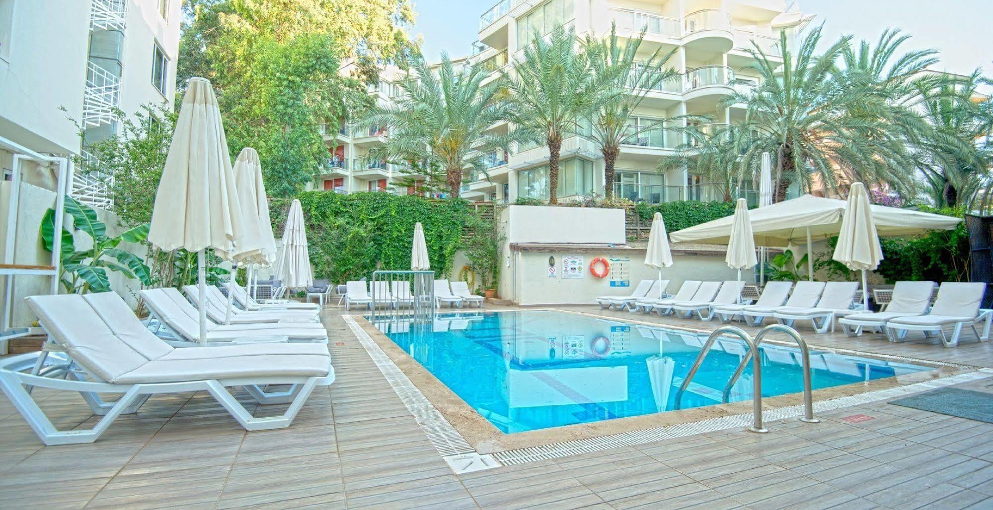 Sol Beach Hotel - Adult Only Marmaris Buitenkant foto