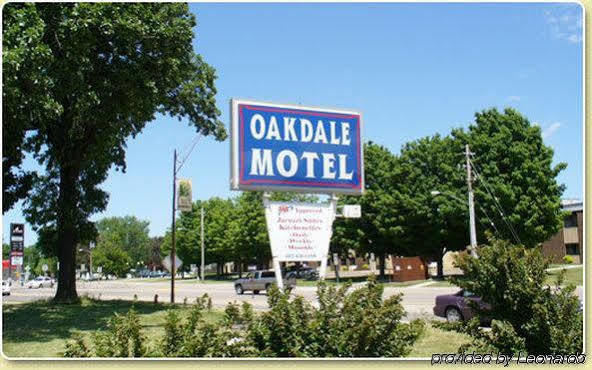 Oakdale Motel Owatonna Buitenkant foto