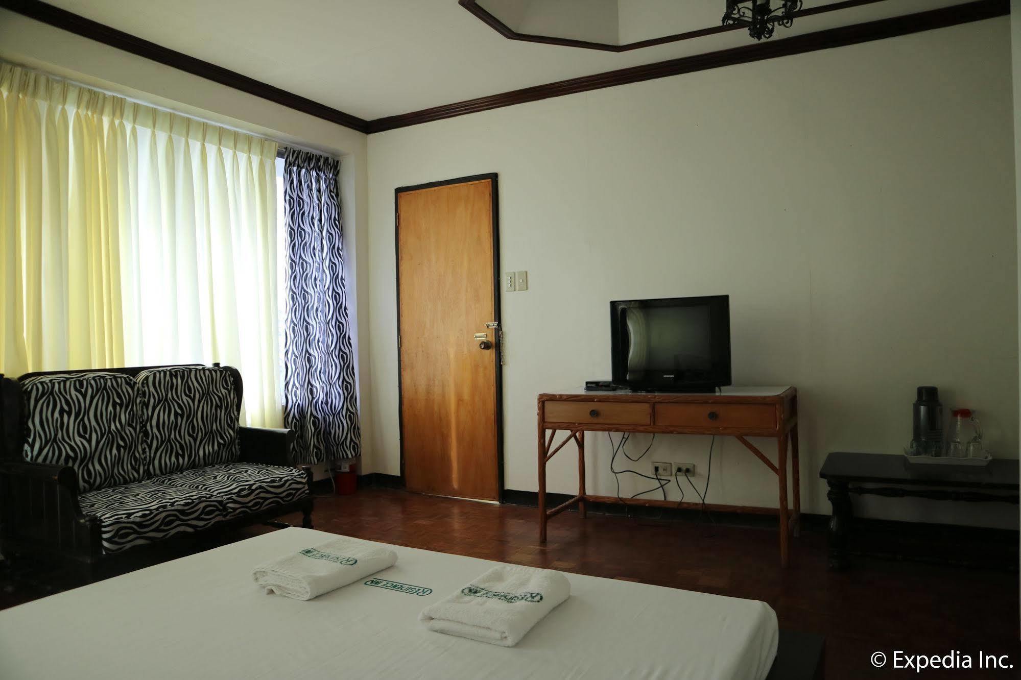 Residence Inn Tagaytay City Buitenkant foto