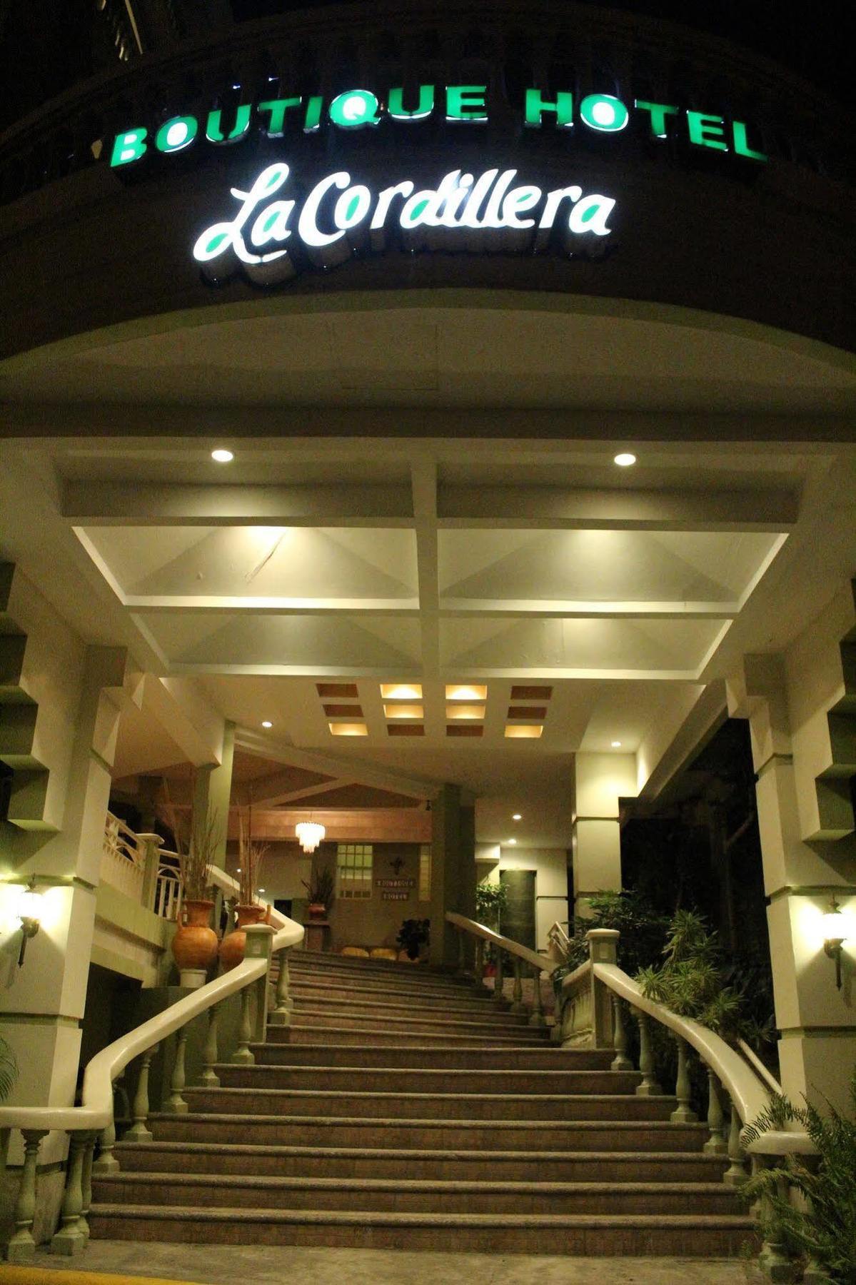 Boutique Hotel La Cordillera San Pedro Sula Buitenkant foto