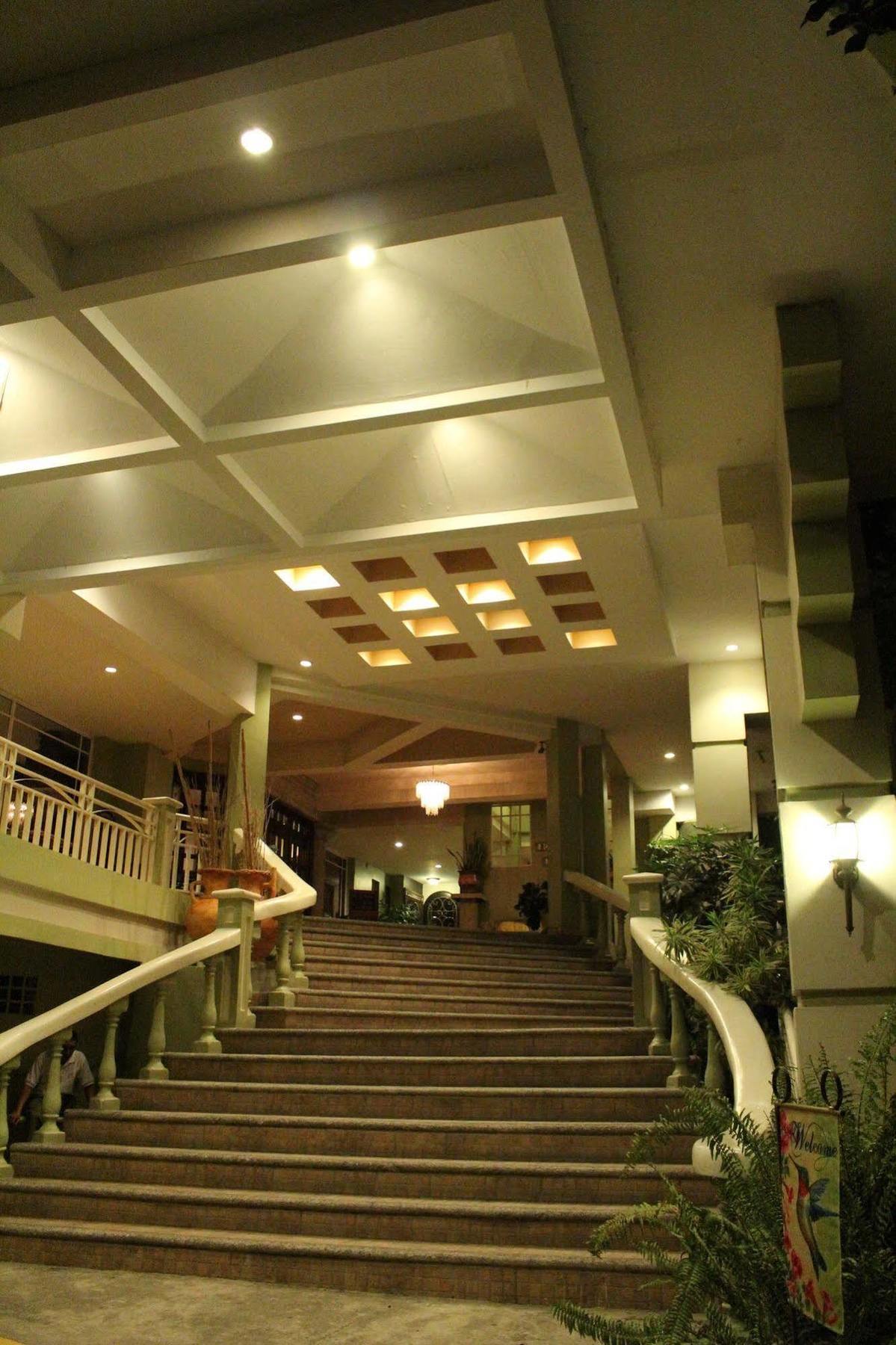 Boutique Hotel La Cordillera San Pedro Sula Buitenkant foto
