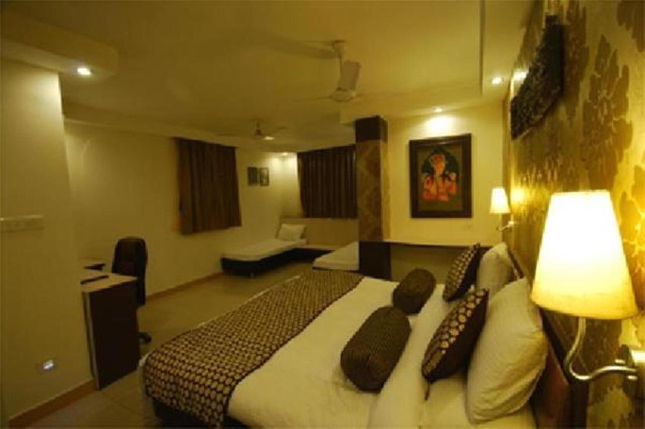 Hotel Suncity International Jodhpur  Buitenkant foto