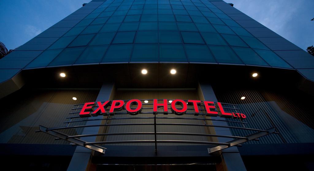 Expo Hotel Plovdiv Buitenkant foto