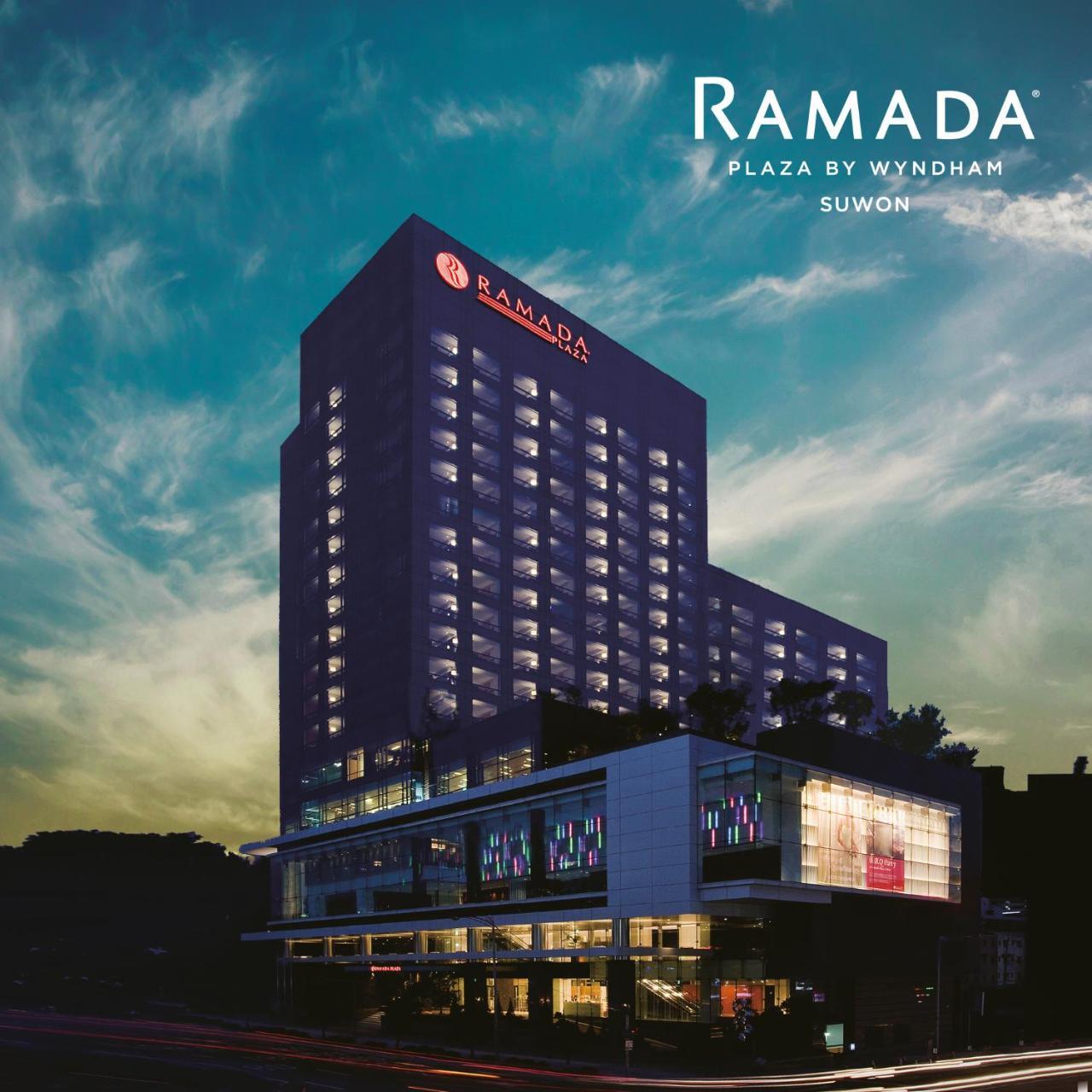 Ramada Plaza By Wyndham Suwon Hotel Buitenkant foto