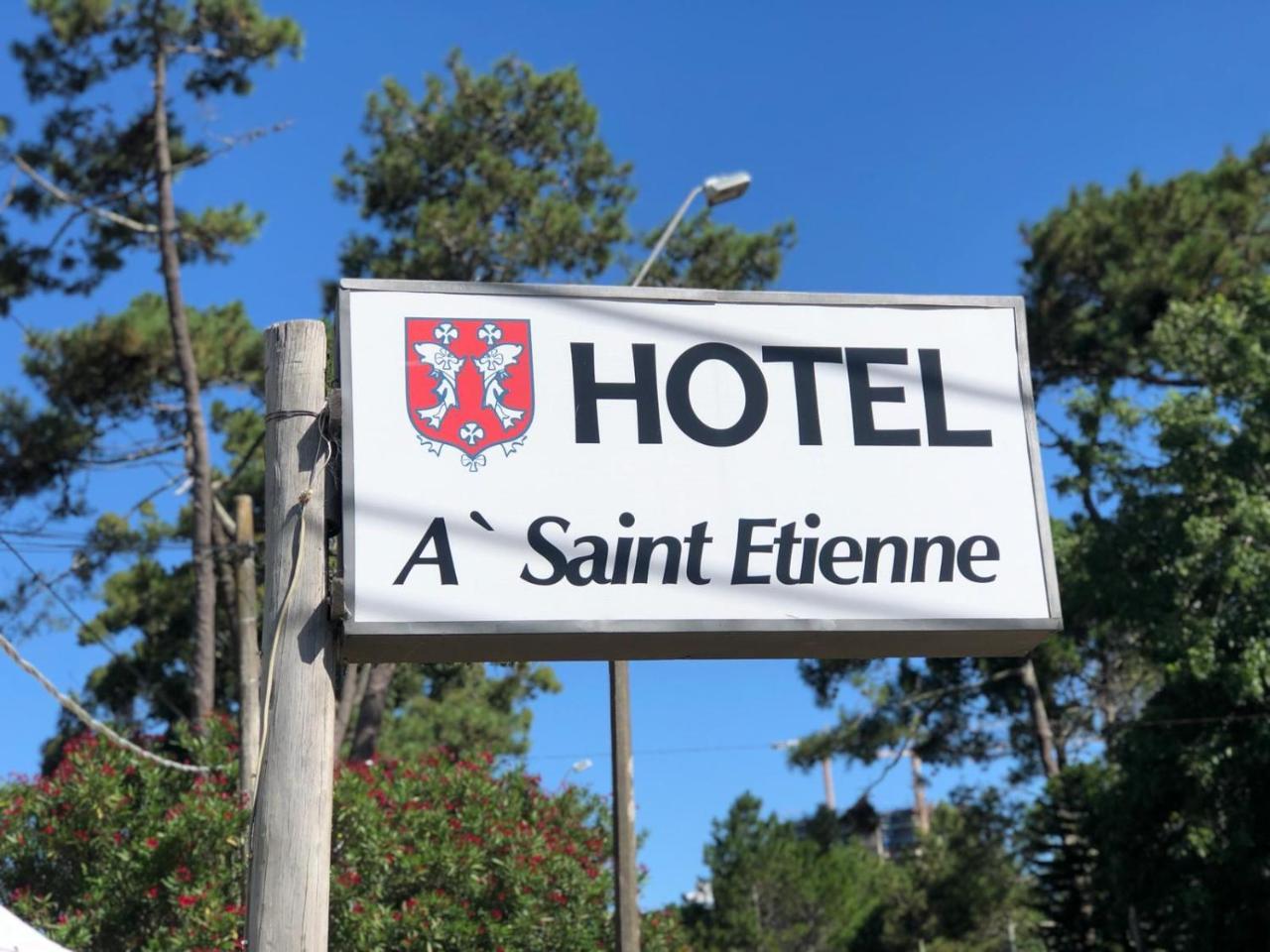 A Saint Etienne Hotel Punta del Este Buitenkant foto