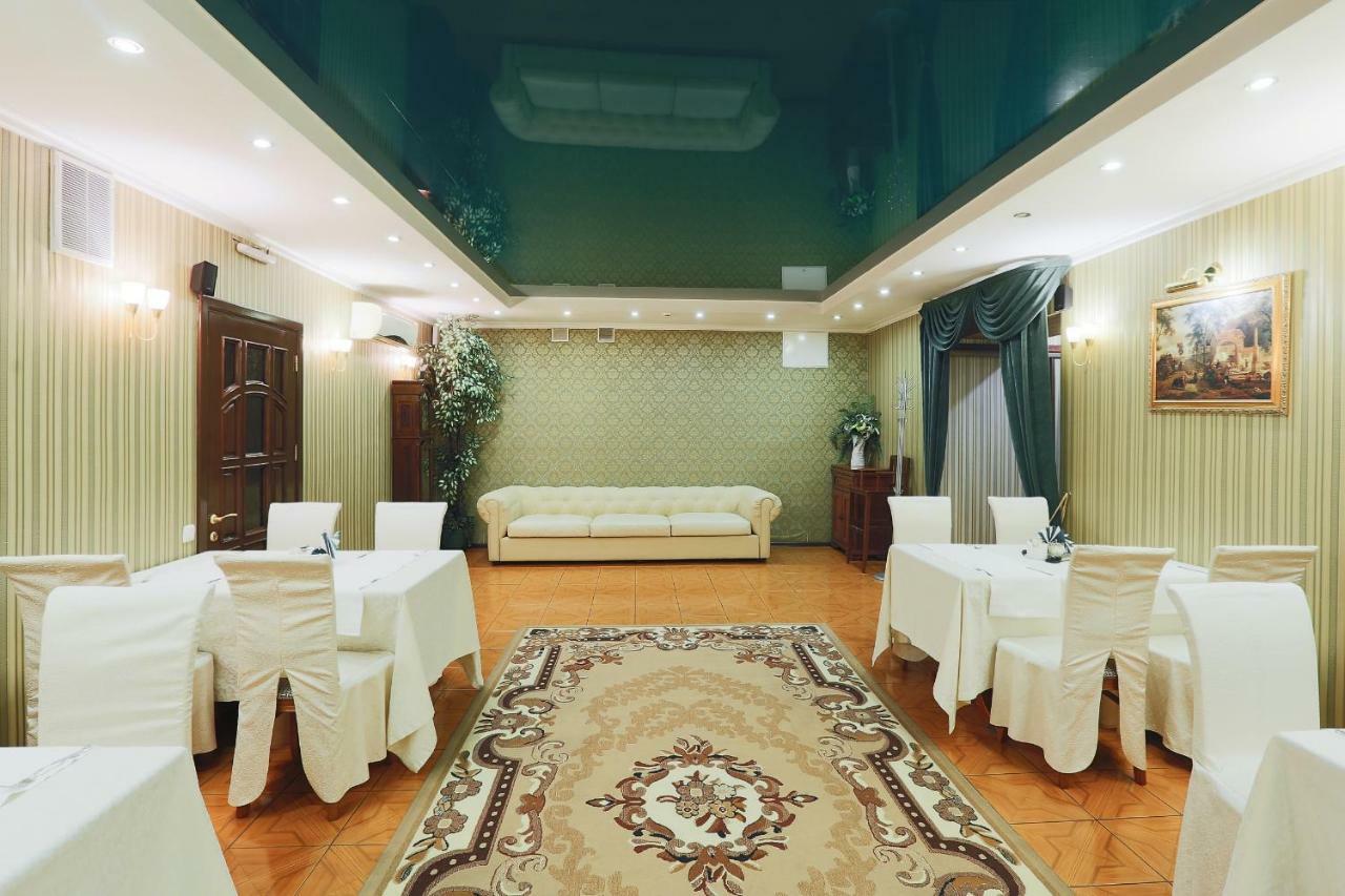 Hotel Meridian Tsjeljabinsk Buitenkant foto