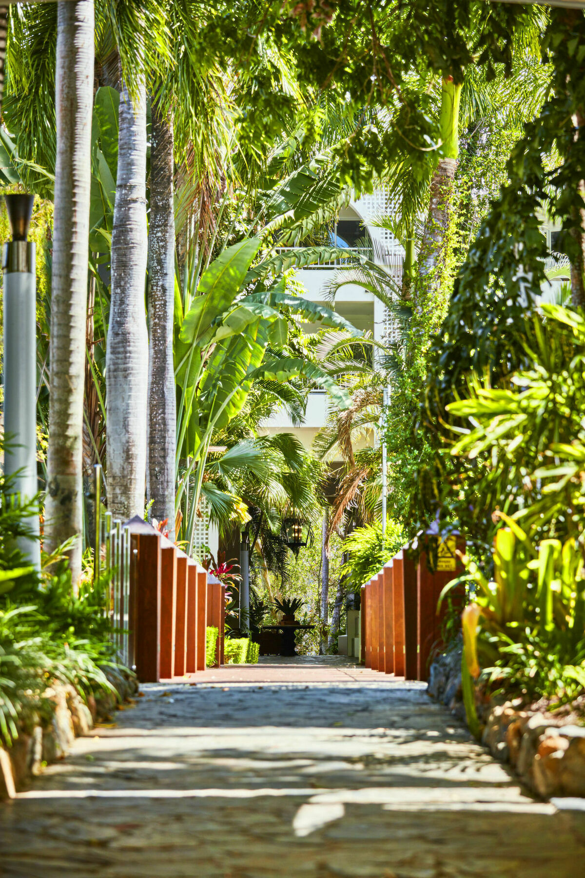 Alamanda Palm Cove By Lancemore Buitenkant foto
