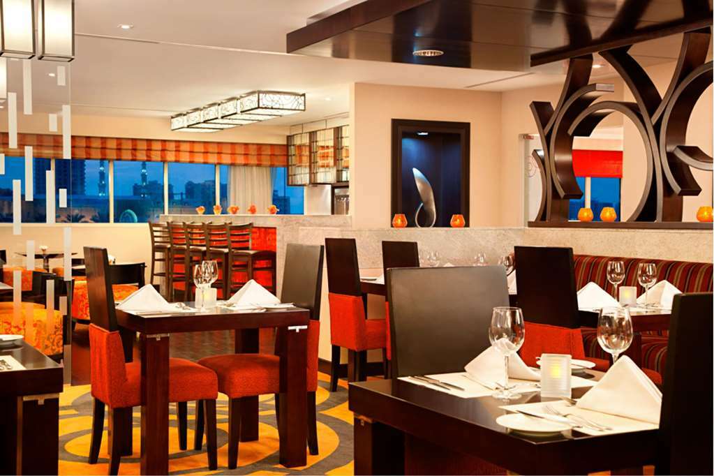 Doubletree By Hilton Ras Al Khaimah Restaurant foto