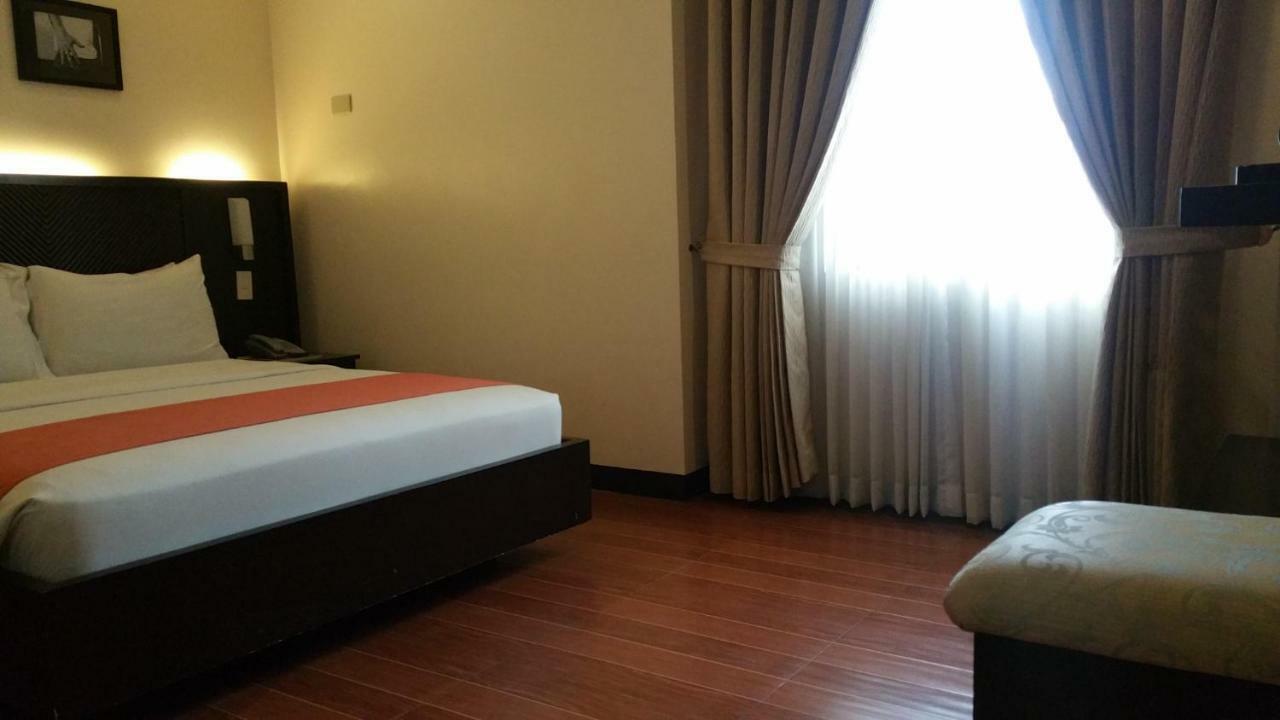 Hotel Esse Davao City Buitenkant foto