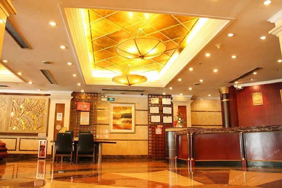 New Pearl River Hotel Guangzhou Buitenkant foto