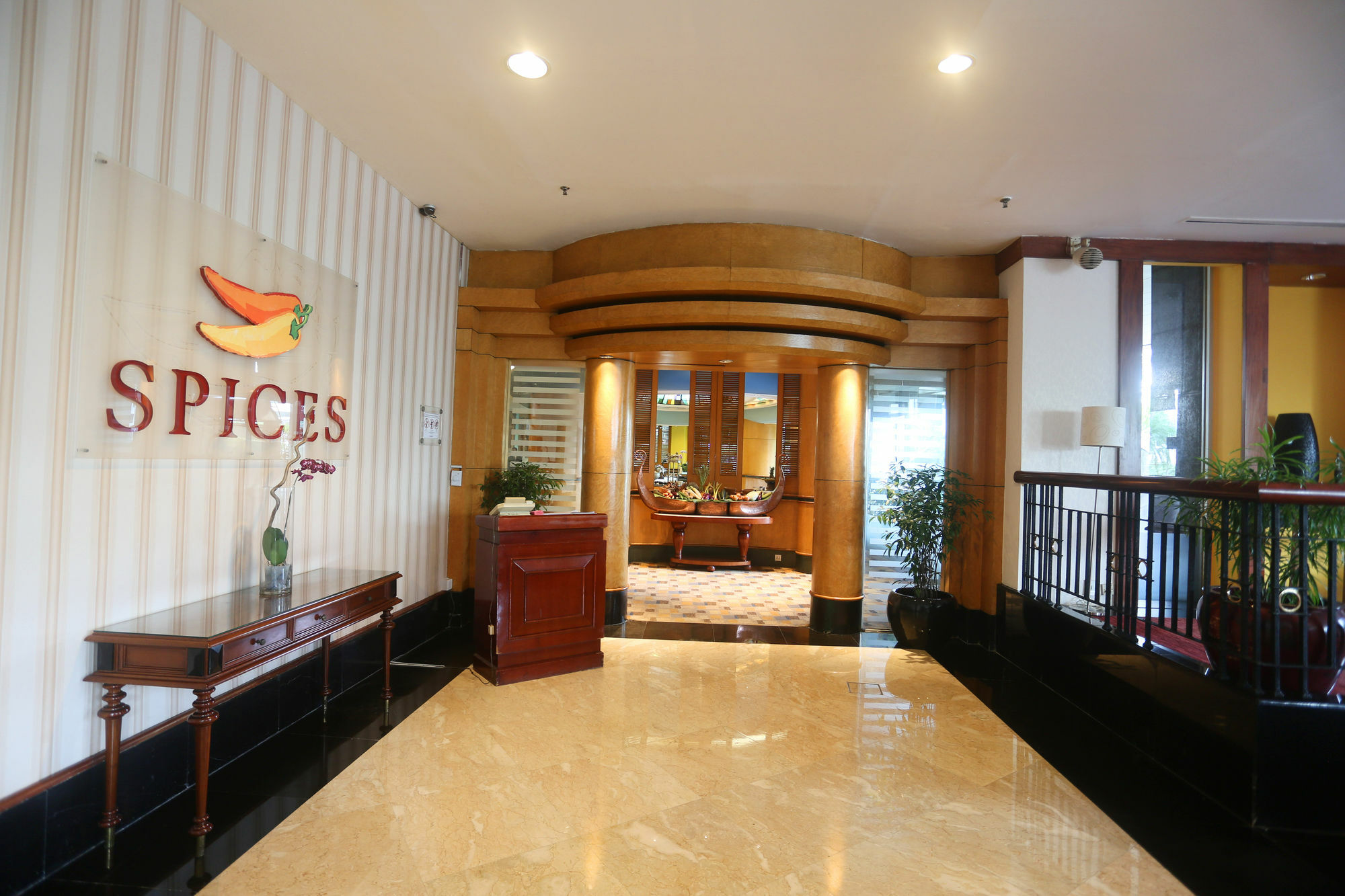 Lumire Hotel & Convention Centre Jakarta Buitenkant foto