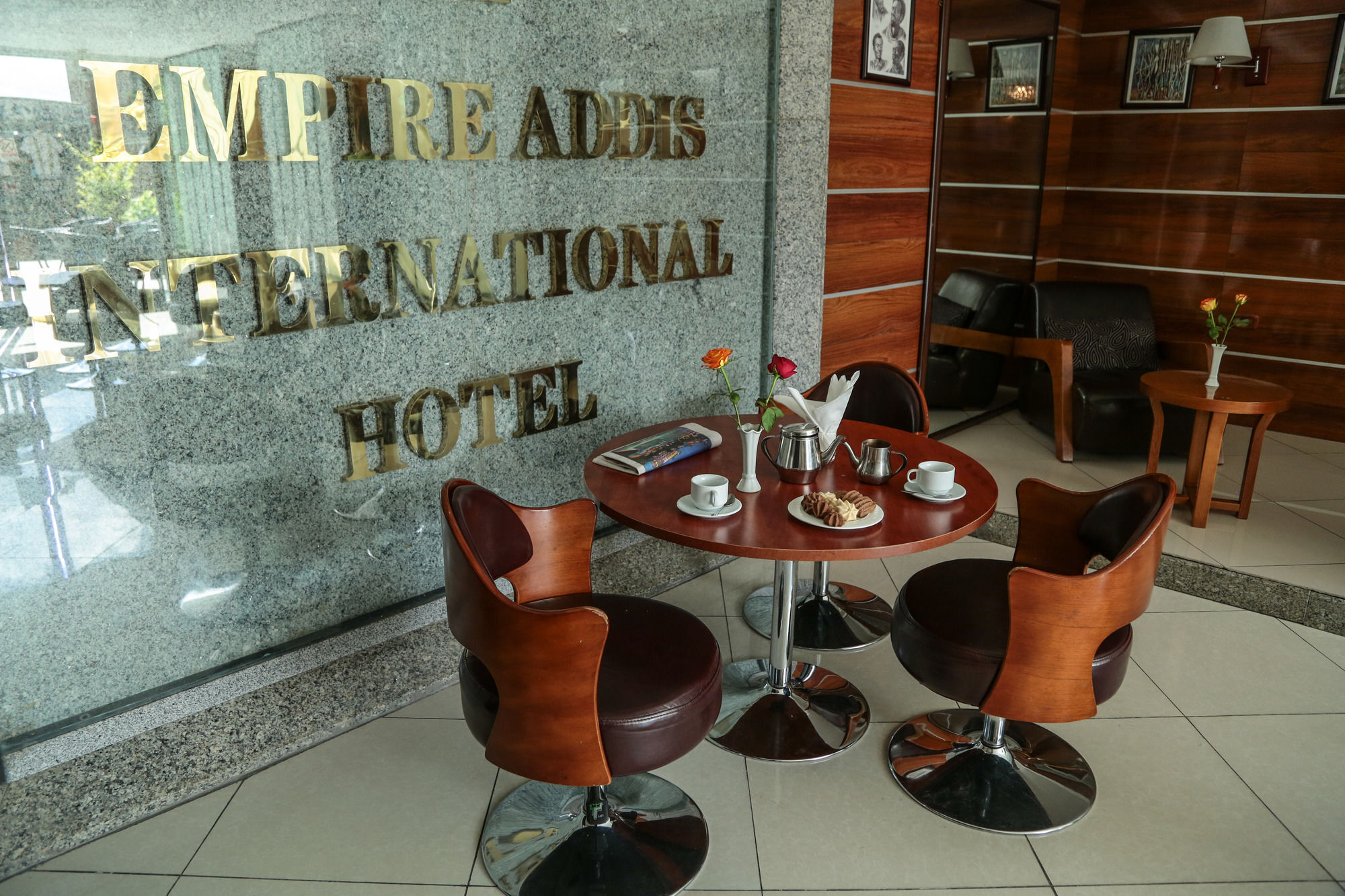 Empire Addis International Hotel Buitenkant foto