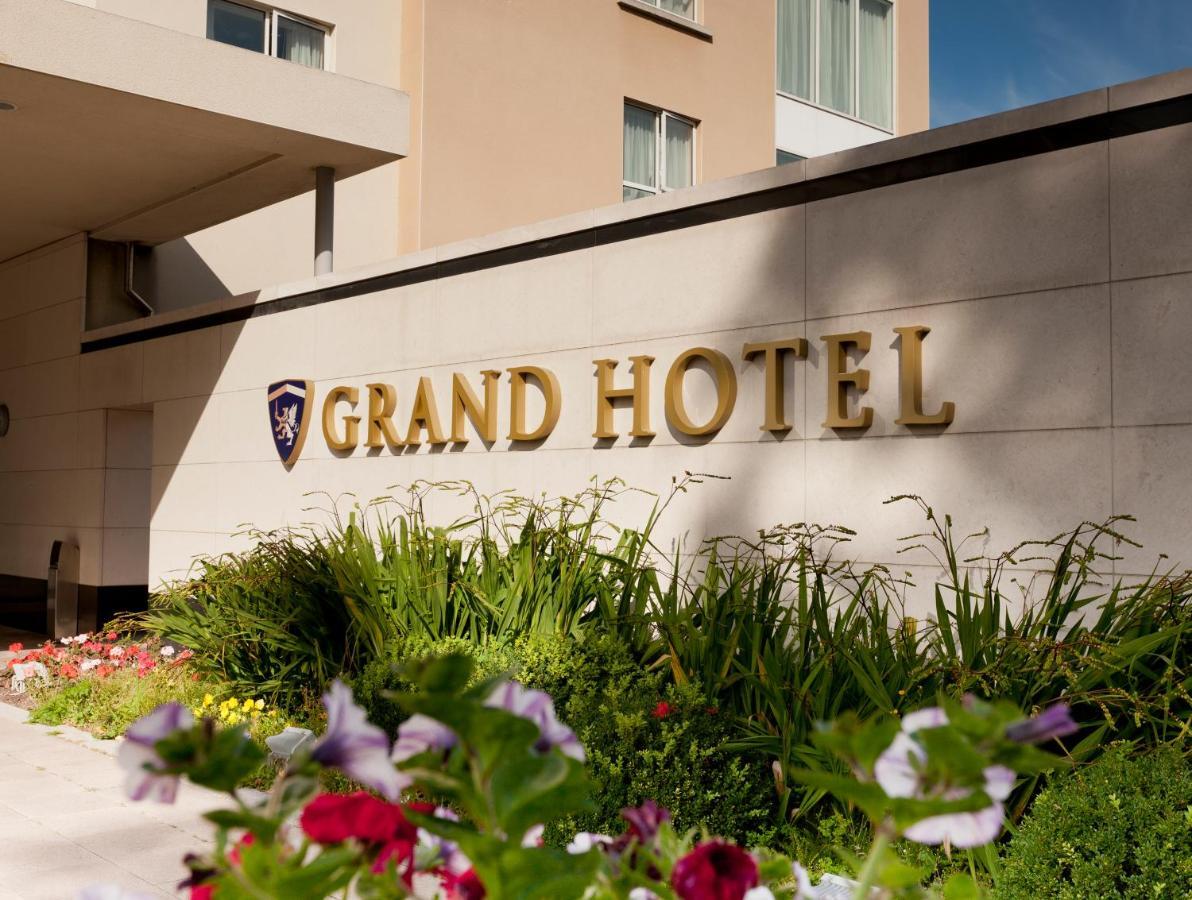 Grand Hotel Malahide Buitenkant foto