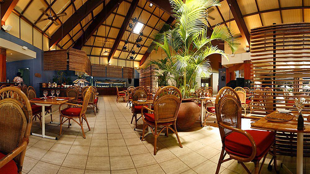 Doubletree By Hilton Fiji - Sonaisali Island Hotel Nadi Buitenkant foto