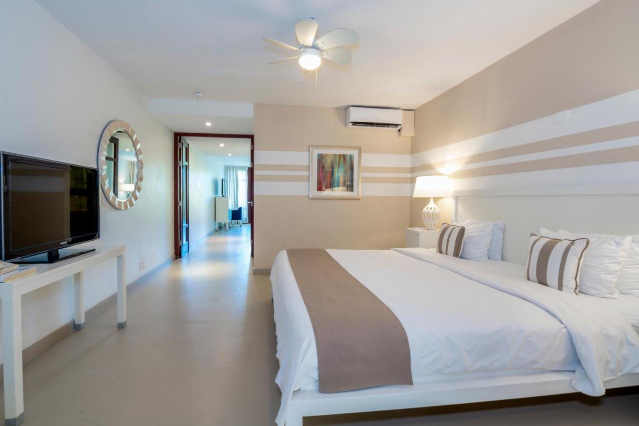 Floris Suite Hotel - Spa & Beach Club - Adults Only Piscadera Bay Buitenkant foto