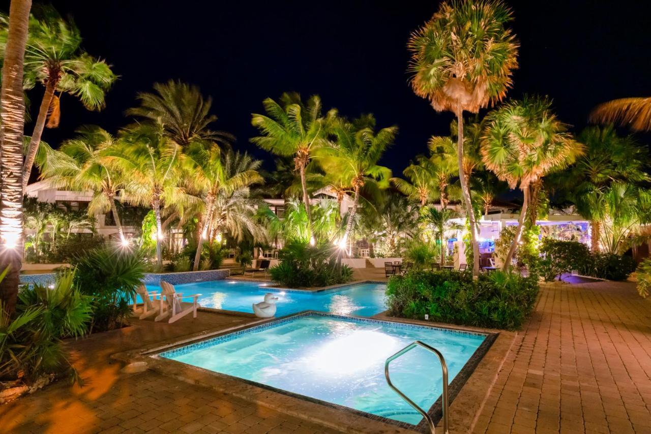 Floris Suite Hotel - Spa & Beach Club - Adults Only Piscadera Bay Buitenkant foto