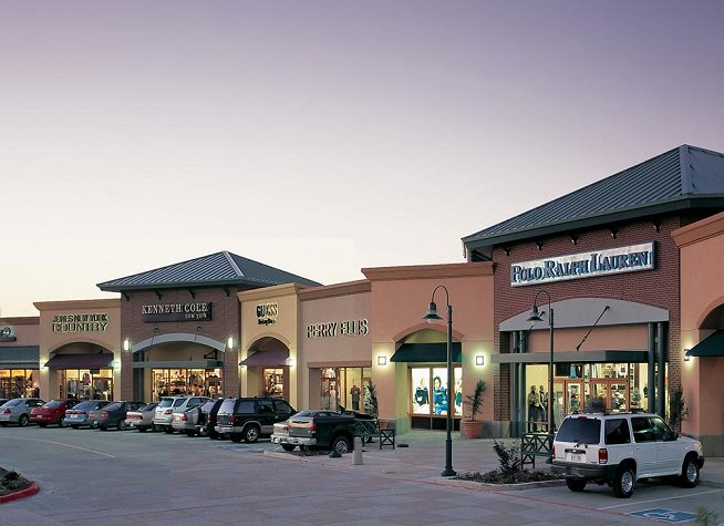 Allen Premium Outlets Shopping Center photo