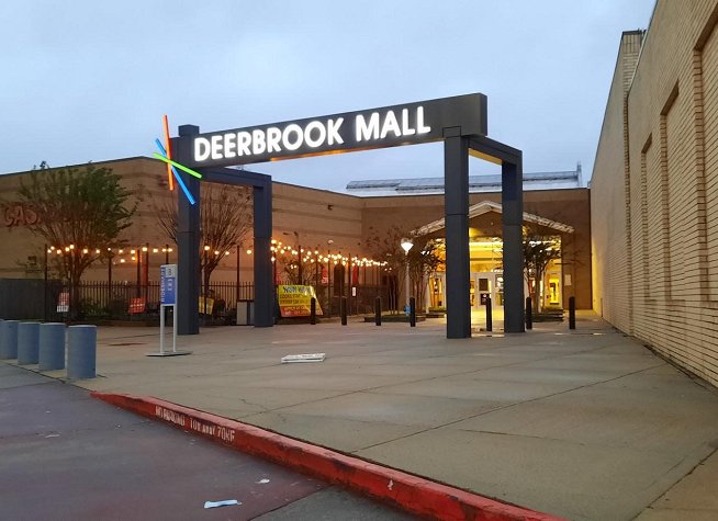 Deerbrook Mall photo