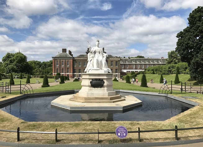 Kensington Gardens photo
