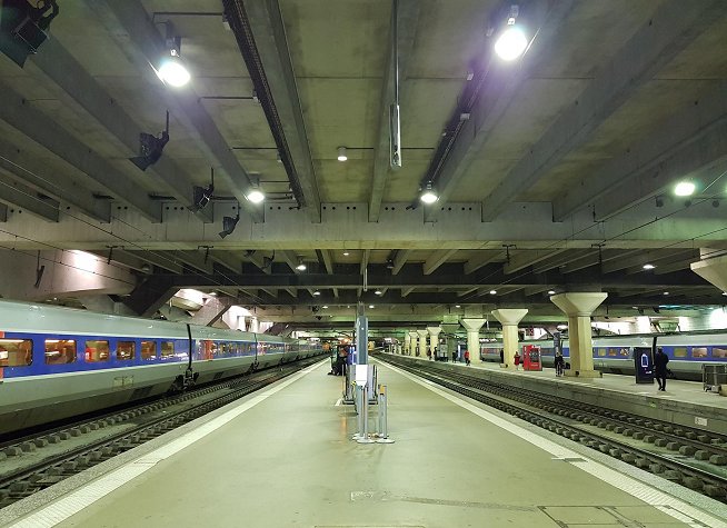 Montparnasse Bienvenüe Metro Station photo