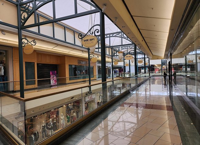 Buckland Hills Mall Shopping Center photo