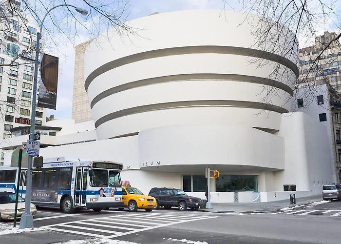 Solomon R Guggenheim Museum photo