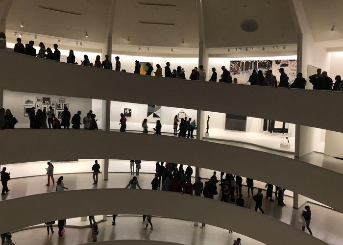 Solomon R Guggenheim Museum photo